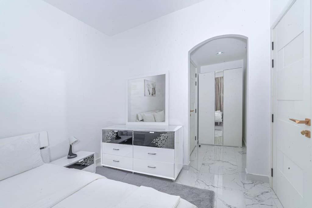 Luxury 2 Bedroom Apartment In Dubai Marina & Jbr Beach エクステリア 写真